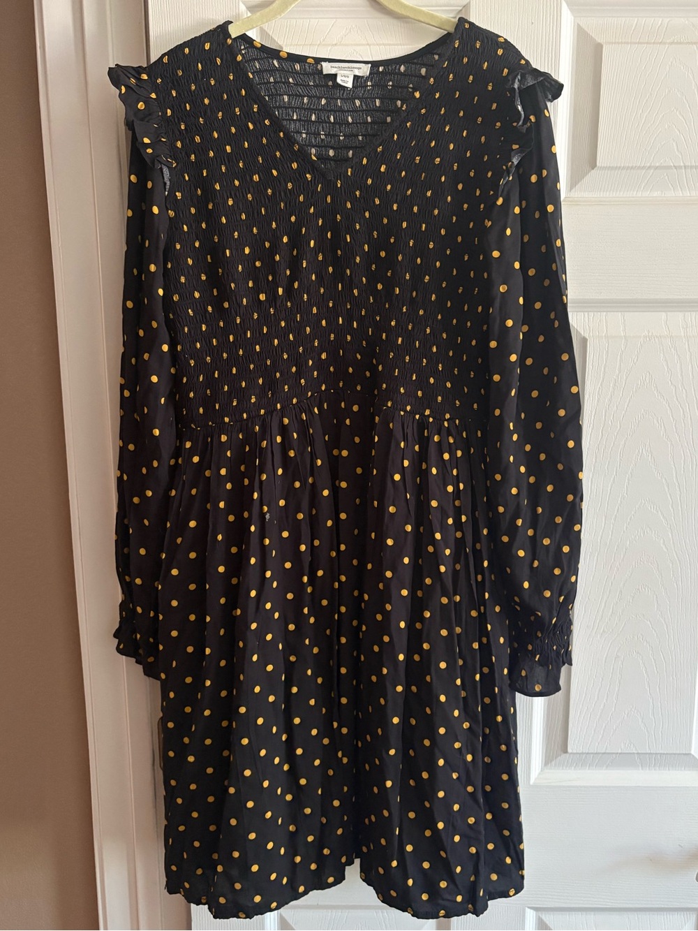 BeachLunchLounge polka dot long sleeve midi dress smocked black yellow ruffle L